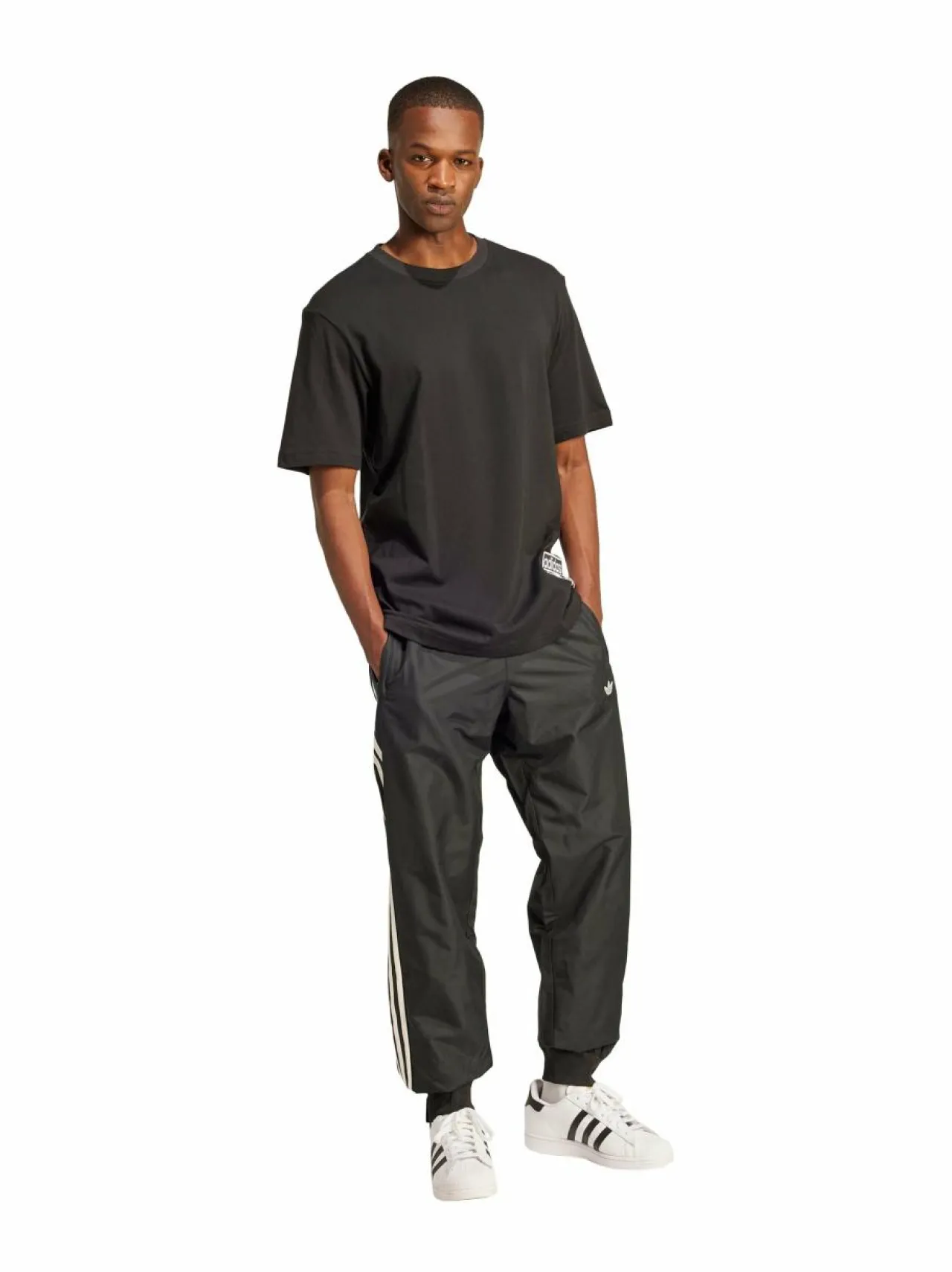 Paidat, Hupparit & Colleget<adidas Originals Adibreak t-paita JD4194 BLACK