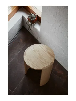 Tuolit & Jakkarat<Made by Choice Airisto sivupöytä, jakkara ASH