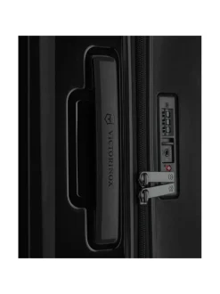 Matkalaukut & Tarvikkeet<Victorinox Travel Gear Airox Medium MUSTA