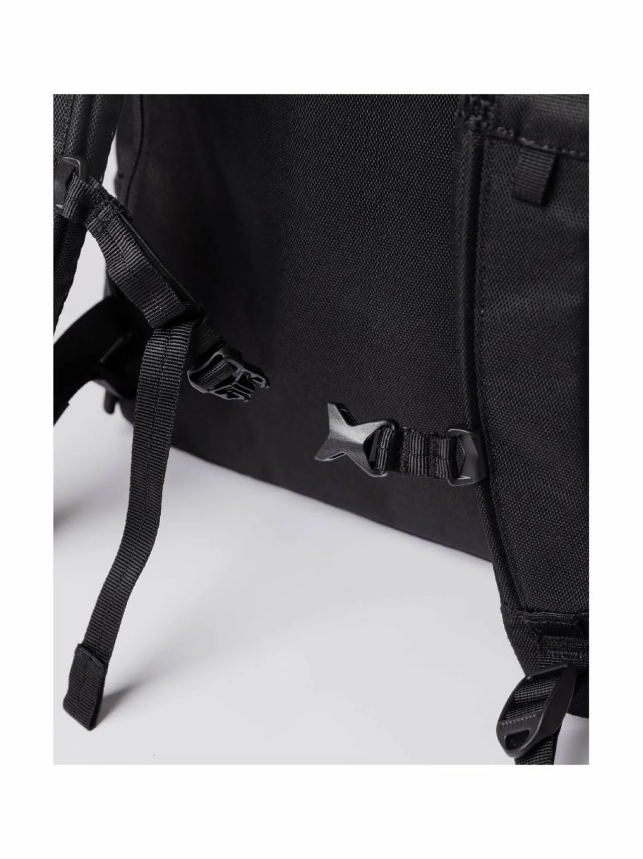 Reput<Sandqvist Alde-reppu BLACK