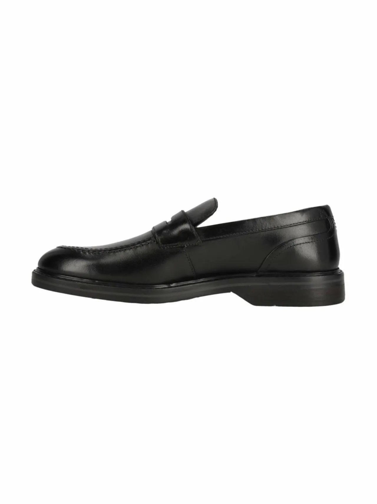 Kävelykengät & Loaferit<Clarks Aldwin Step -nahkaloaferit BLACK