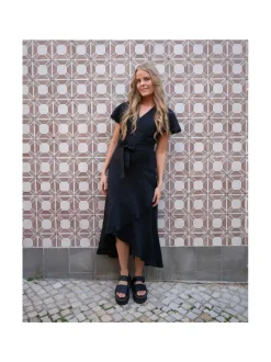 Mekot<Nakoa Annika Dress, Black MUSTA