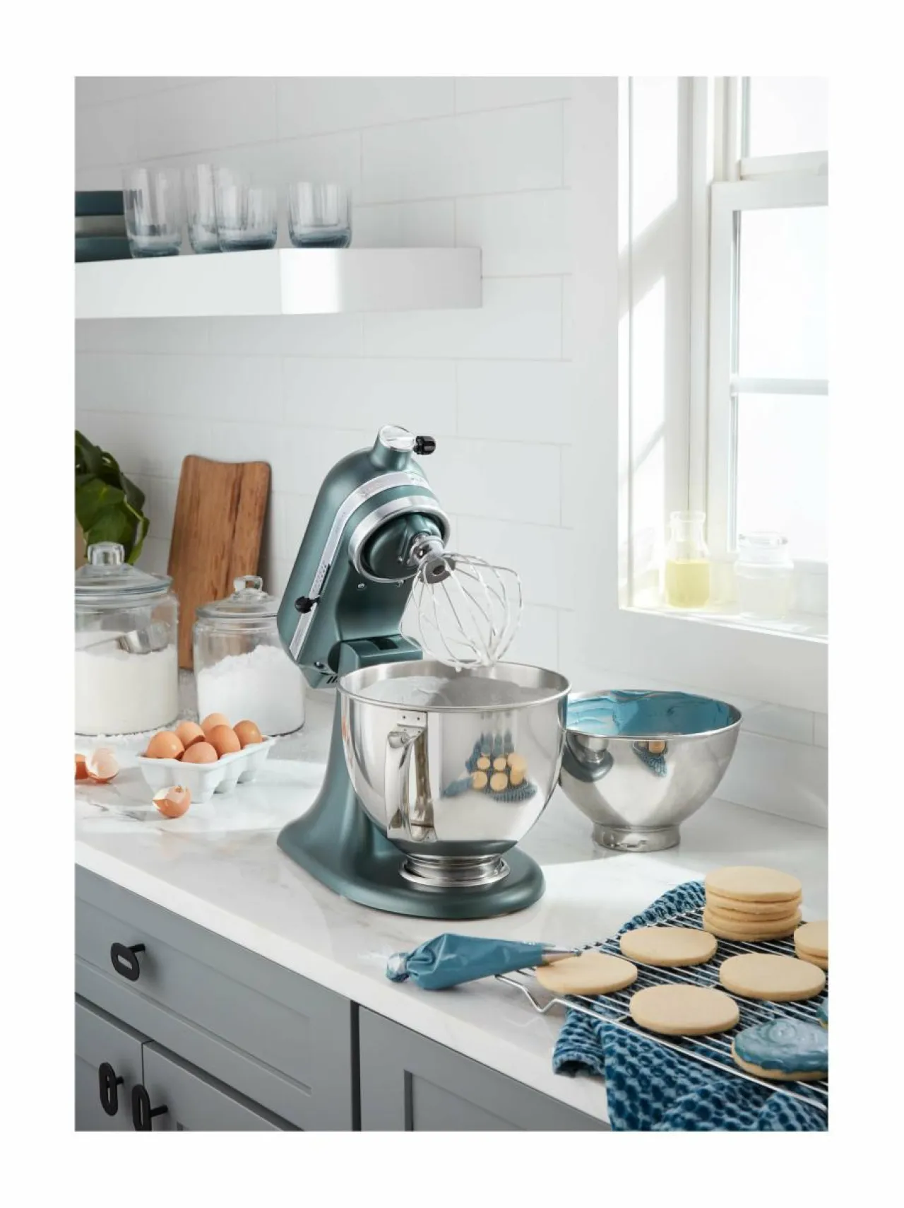 KitchenAid Artisan- yleiskone nostettavalla kiinnitysvarrella 4,8 l^ Yleis- & Monitoimikoneet