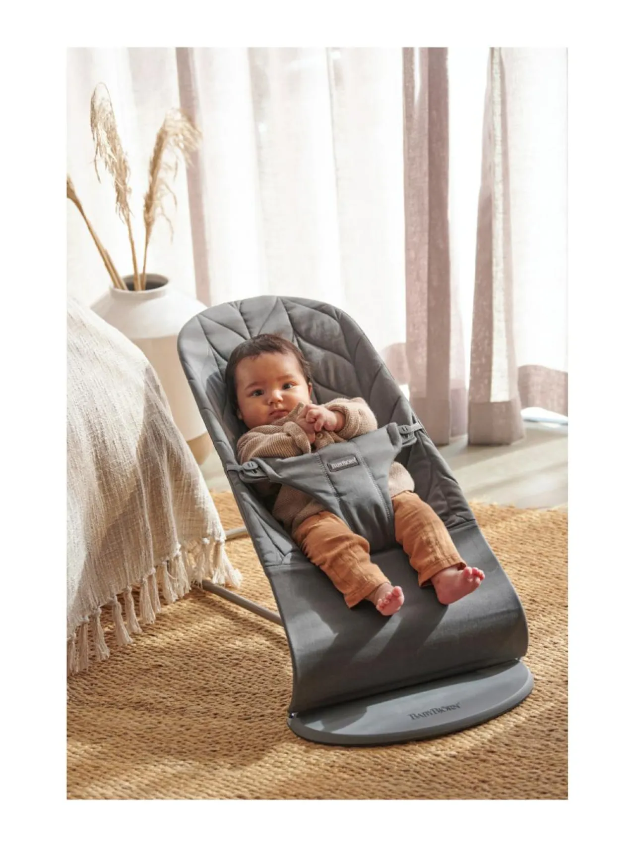 Kalusteet<BabyBjörn Bliss sitteri