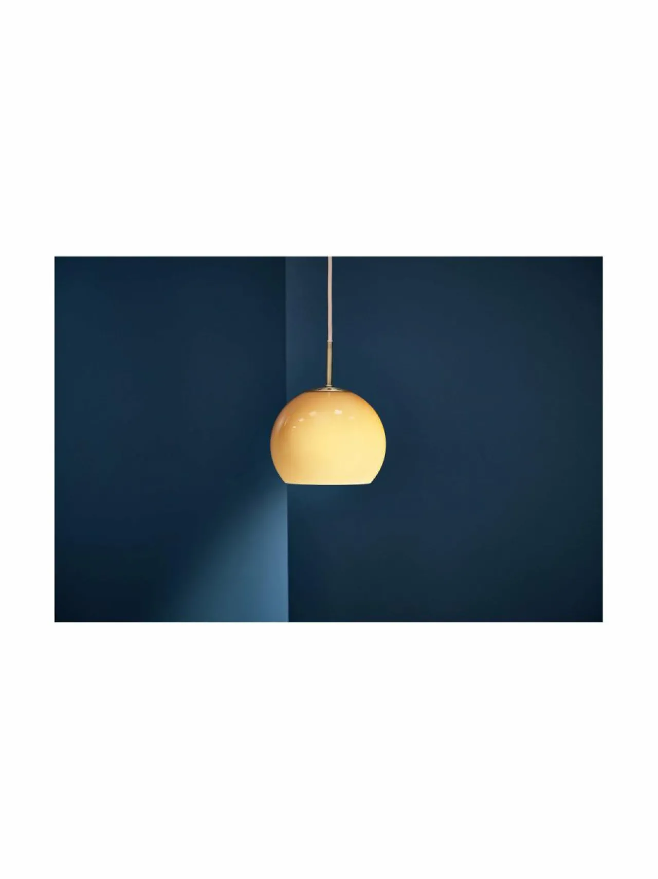 Kattovalaisimet<Frandsen Ball-lasinen riippuvalaisin Ø 18 cm AMBER