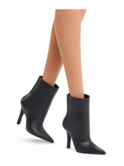 Nuket & Nuken Tarvikkeet<BARBIE Basics -nukke nro 1