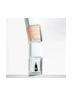 Kynnet<DIOR Base Coat -vahvistava lakkapohja