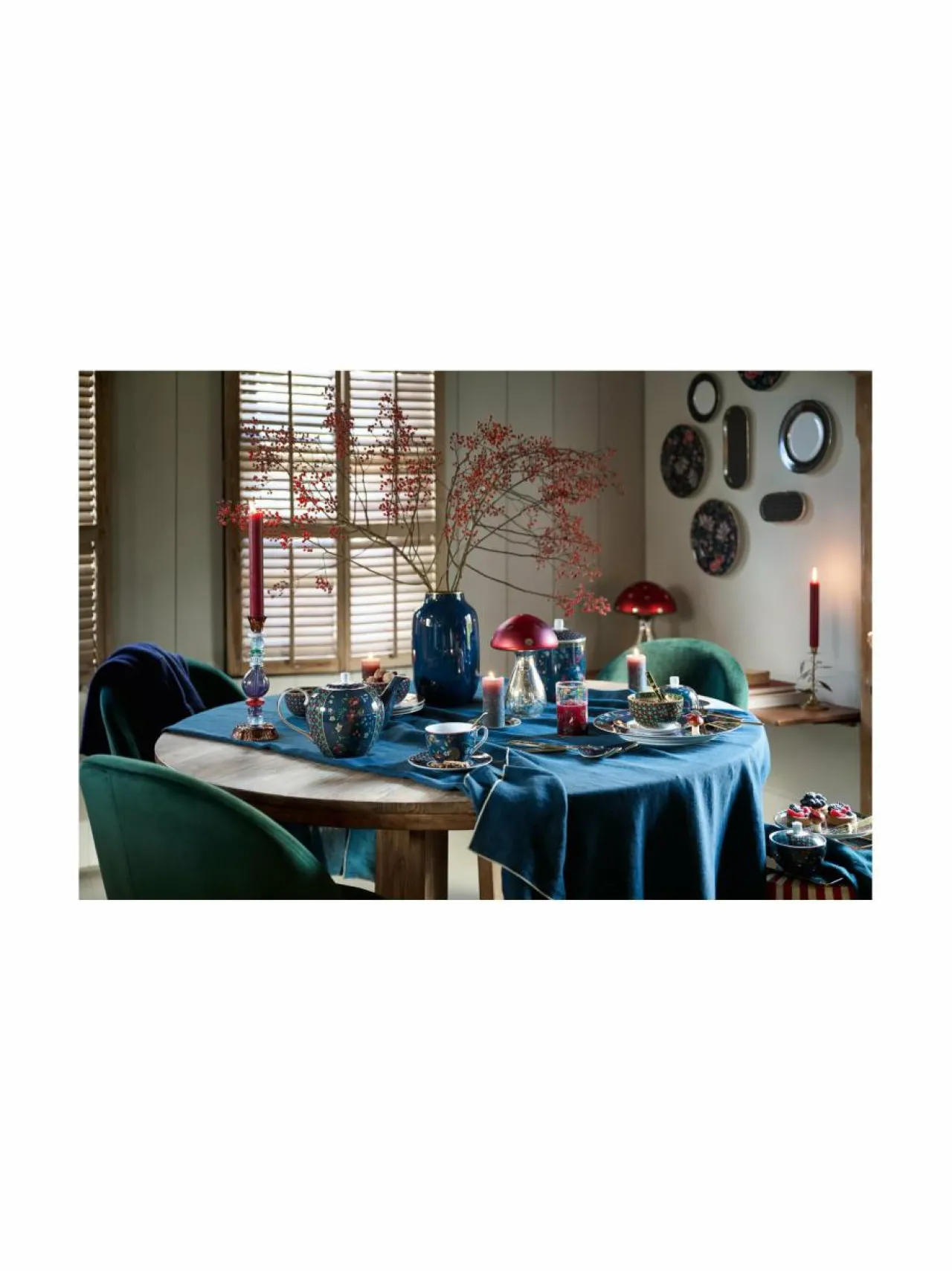 Lautaset & Kulhot<PIP Studio Berry s -posliinilautanen 21 cm BLUE