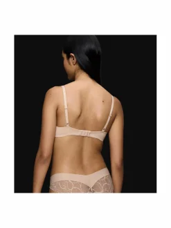 Alusvaatteet & -Asut<Triumph Body Make-Up Illusion -pitsirintaliivit 00NZ NUDE BEIGE