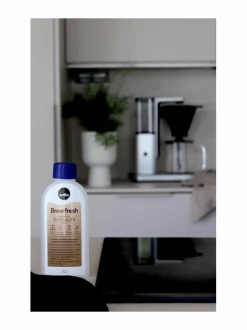 Kahvin- & Vedenkeittimet<Wilfa Brewfresh-kalkipoistoliuos 250 ml WHITE