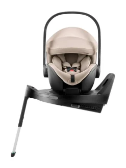 Turvaistuimet<Britax Baby-Safe Pro turvakaukalo ja Vario Base 5Z telakka LUX URBAN OLIVE