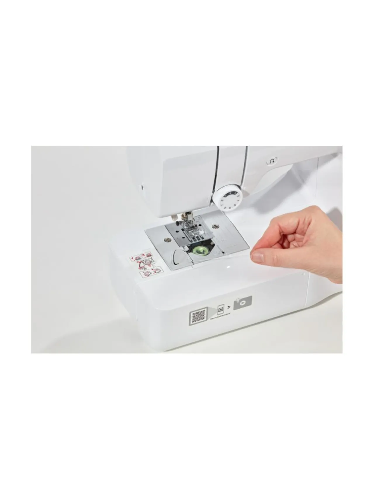 Brother DS120x elektroninen ompelukone^ Ompelukoneet