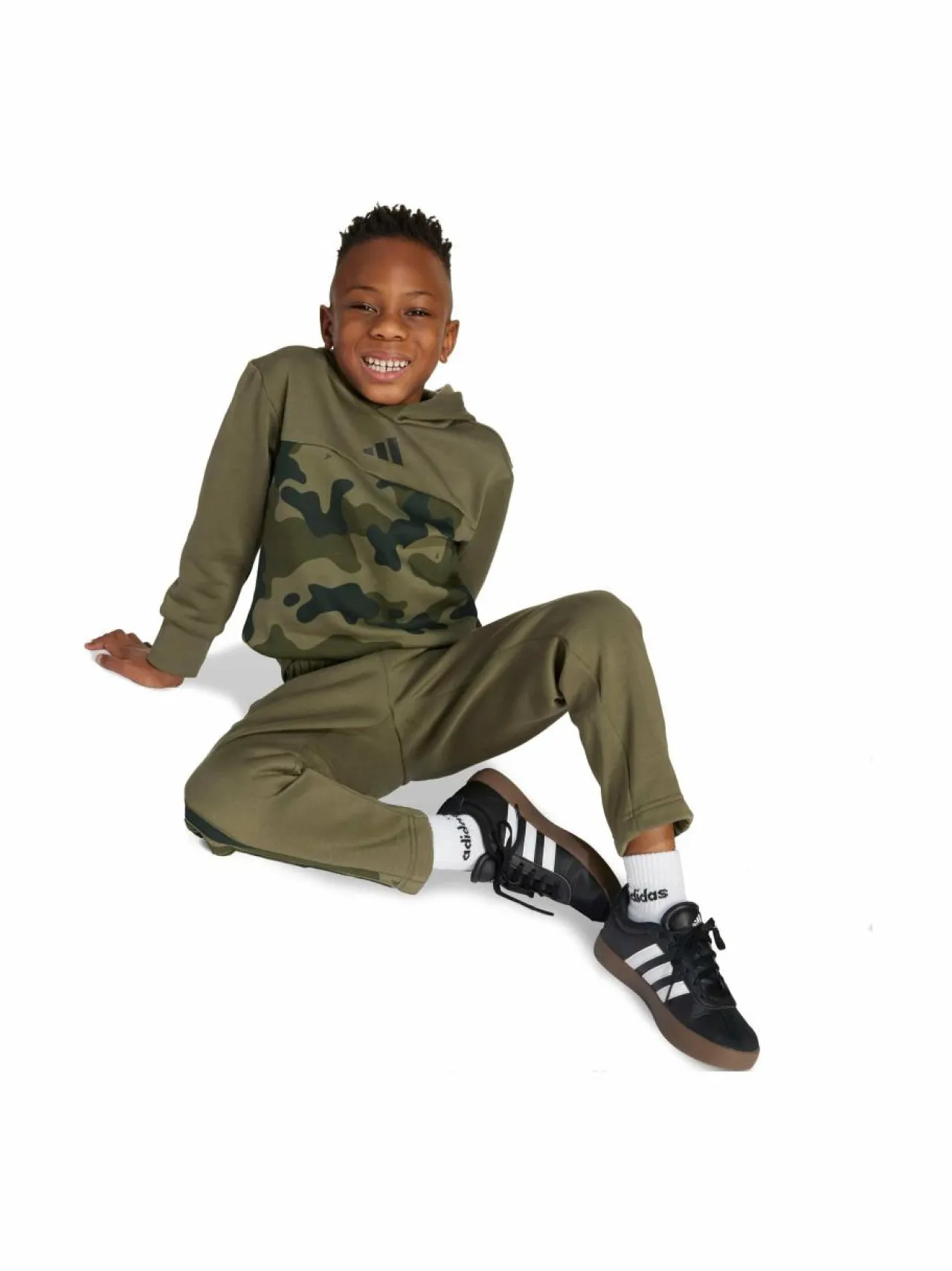 Colleget & Hupparit|Colleget & Hupparit<adidas Sportswear Camo Set -collegepuku 2-osainen JW2476 OLISTR/WHITE