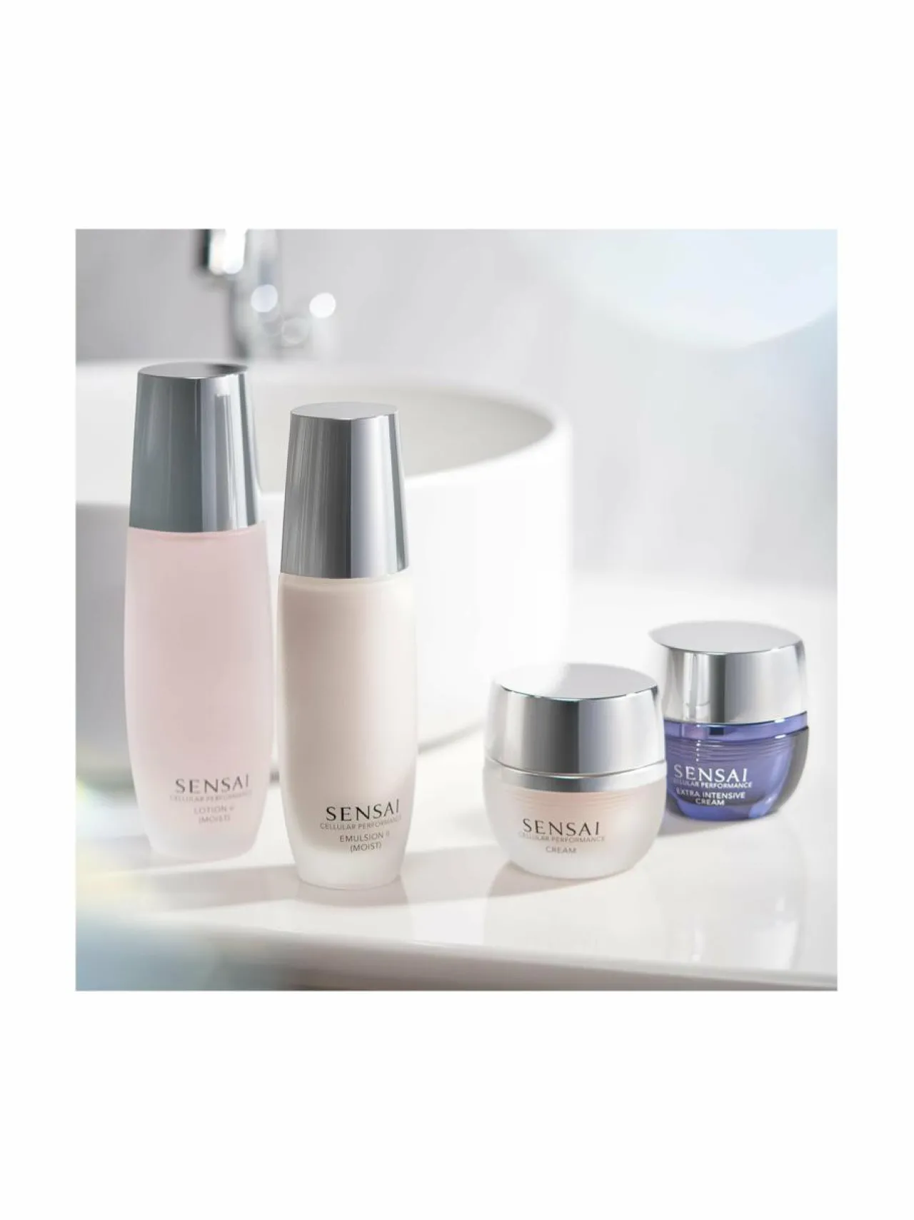 SENSAI Cellular Performance Lotion II Moist -hoitovesi 125 ml^ Kasvojenhoito