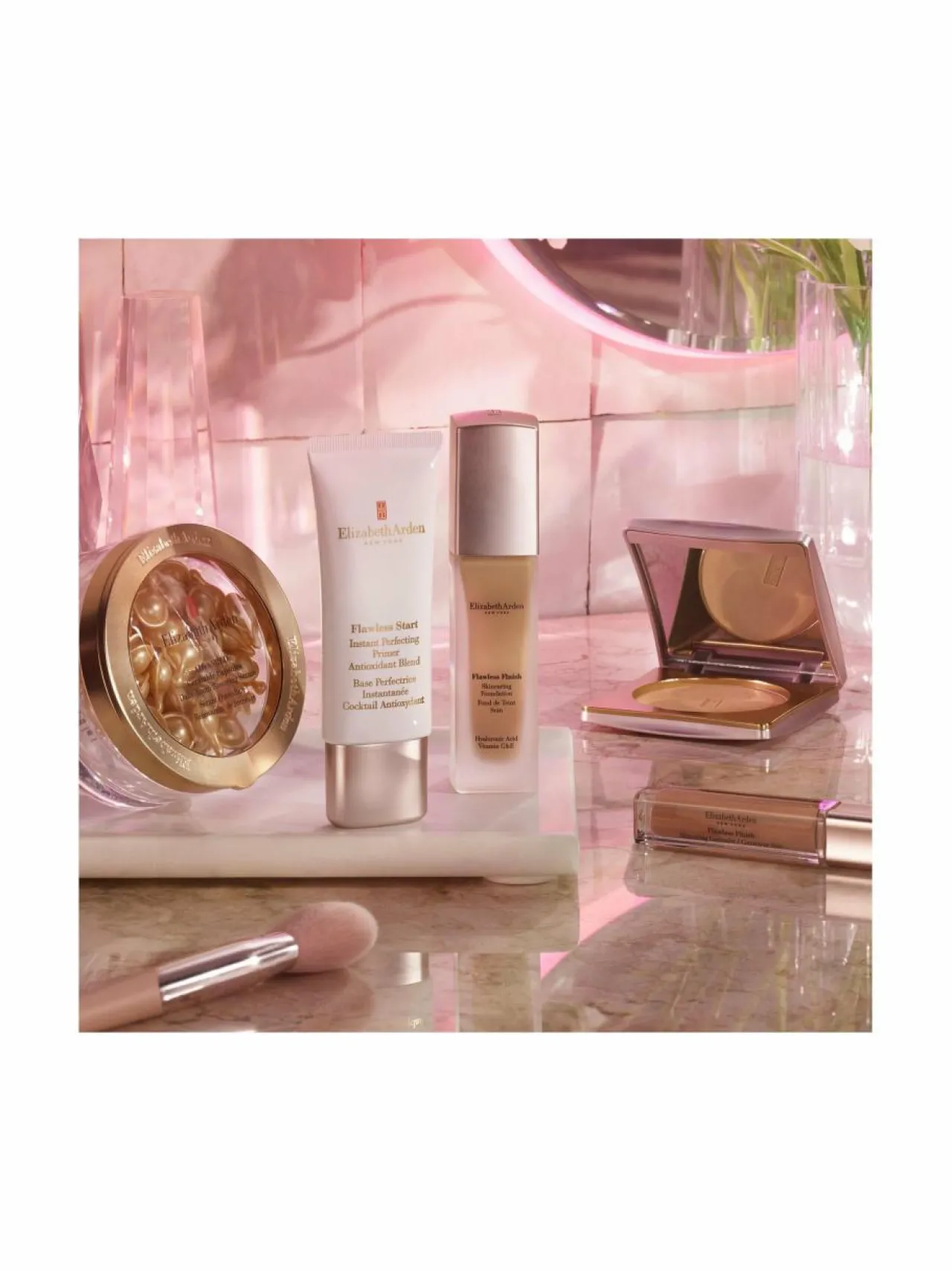 Elizabeth Arden Ceramide L&F Foundation -meikkivoide^ Kasvot