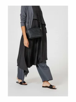 Olkalaukut<Dragon Diffusion Chunky Fellini XBody -nahkalaukku BLACK