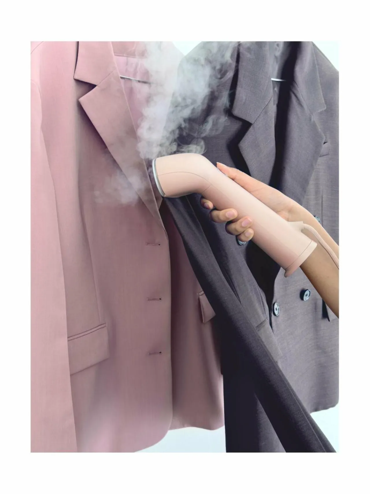 Pyykkihuolto<Stockholm Steamery Cirrus 3 -vaatehöyrystin ROSE