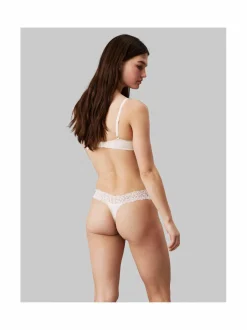 Alusvaatteet & -Asut<Calvin Klein Underwear CK Attraction -stringit 101 IVORY
