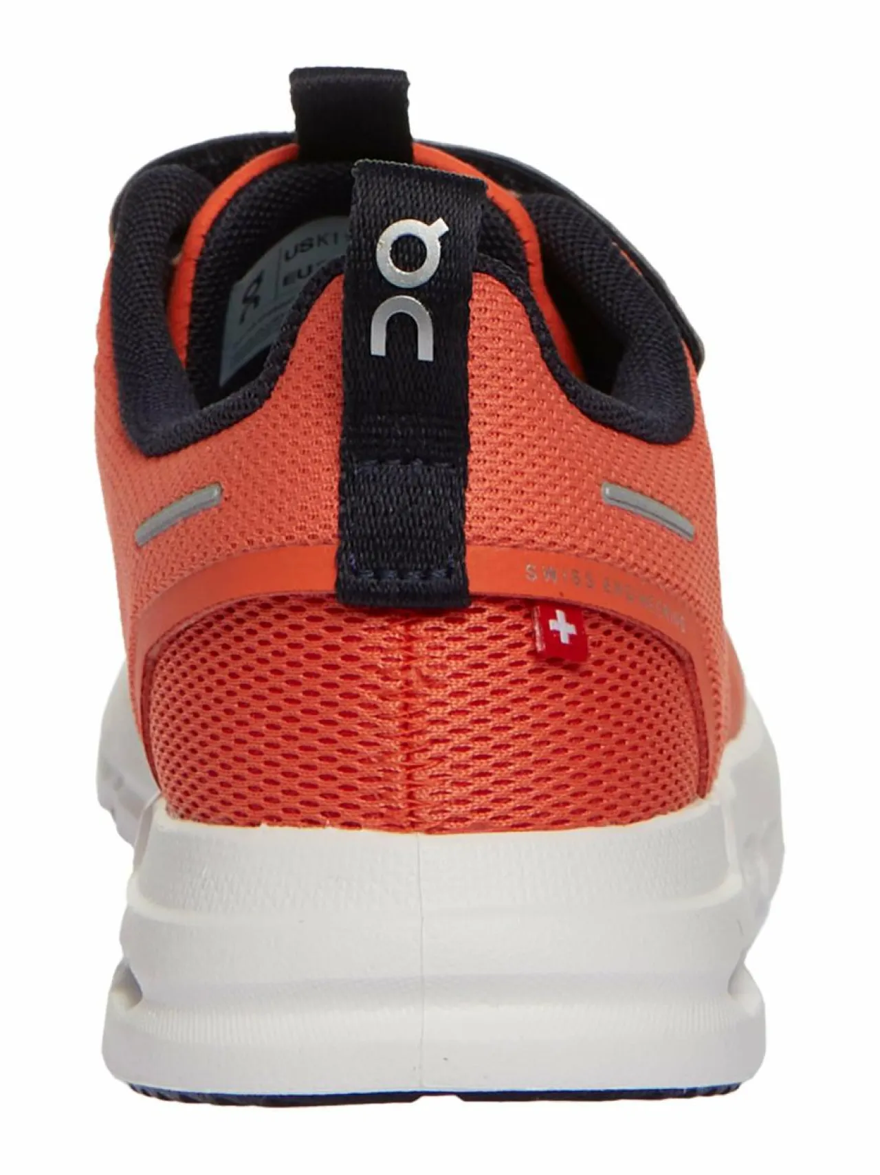 ON Cloud Play -sneakerit^ Tennarit & Sneakerit