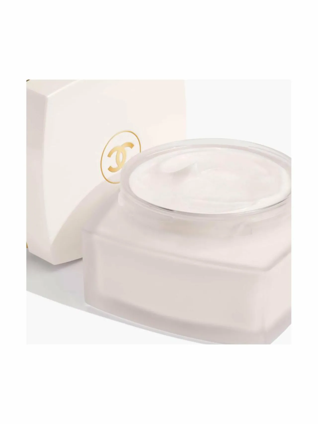 Naiset<CHANEL COCO MADEMOISELLE Silky Body Cream