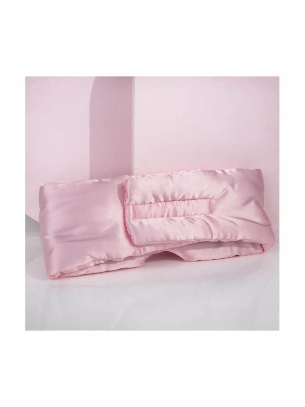 Brushworks Cushioned Satin Sleep Mask -unimaski^ Hygieniatuotteet