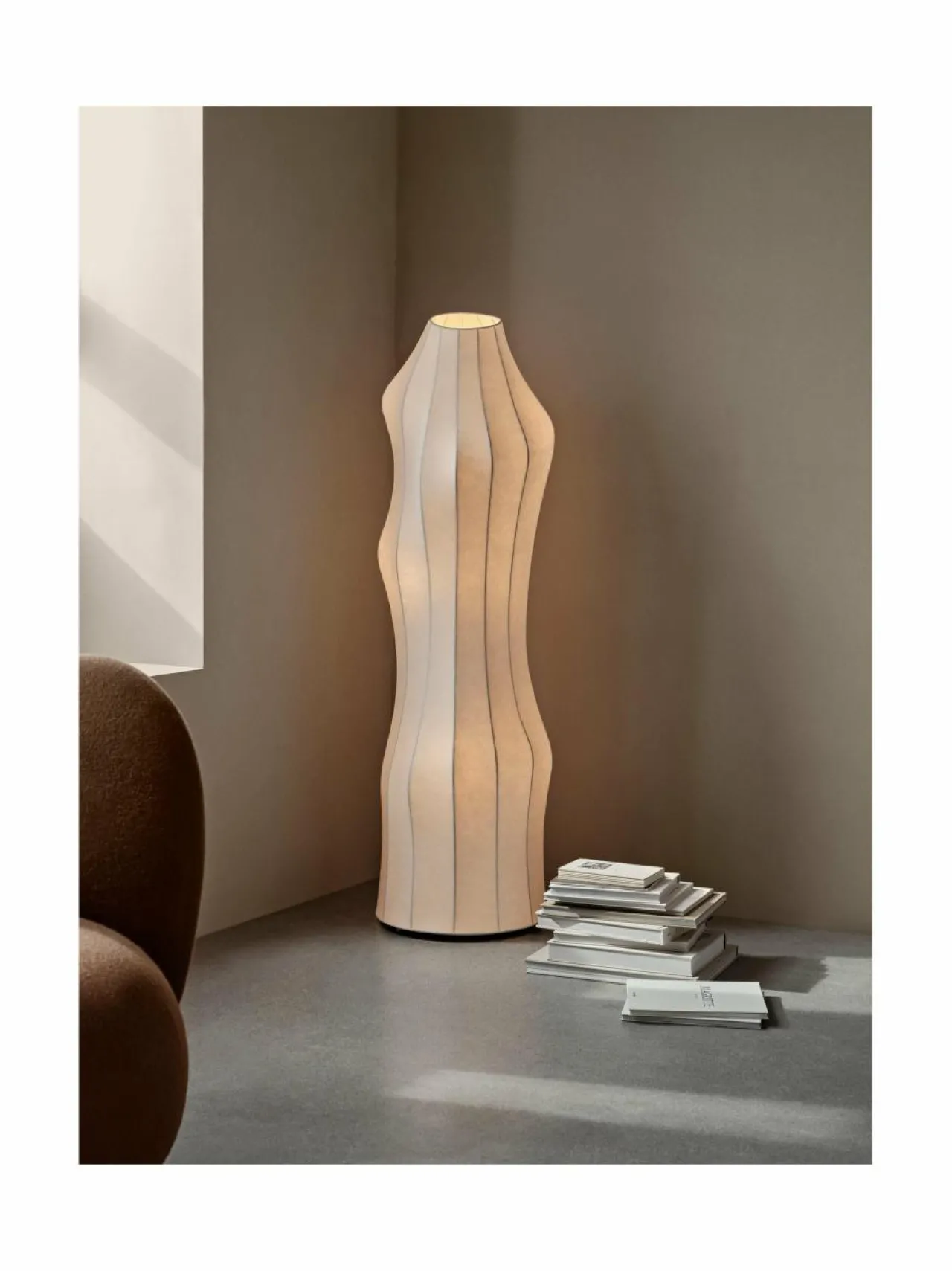 Lattiavalaisimet<Ferm Living Dae-lattiavalaisin WHITE