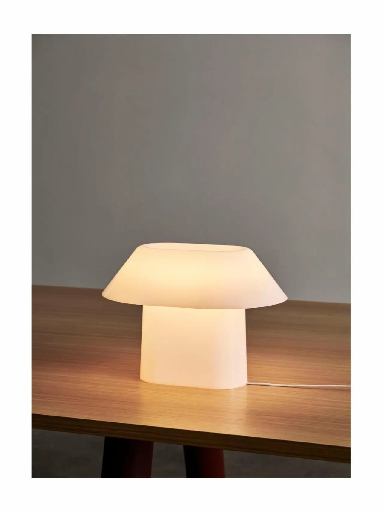 HAY Drome LED -pöytävalaisin^ Pöytävalaisimet