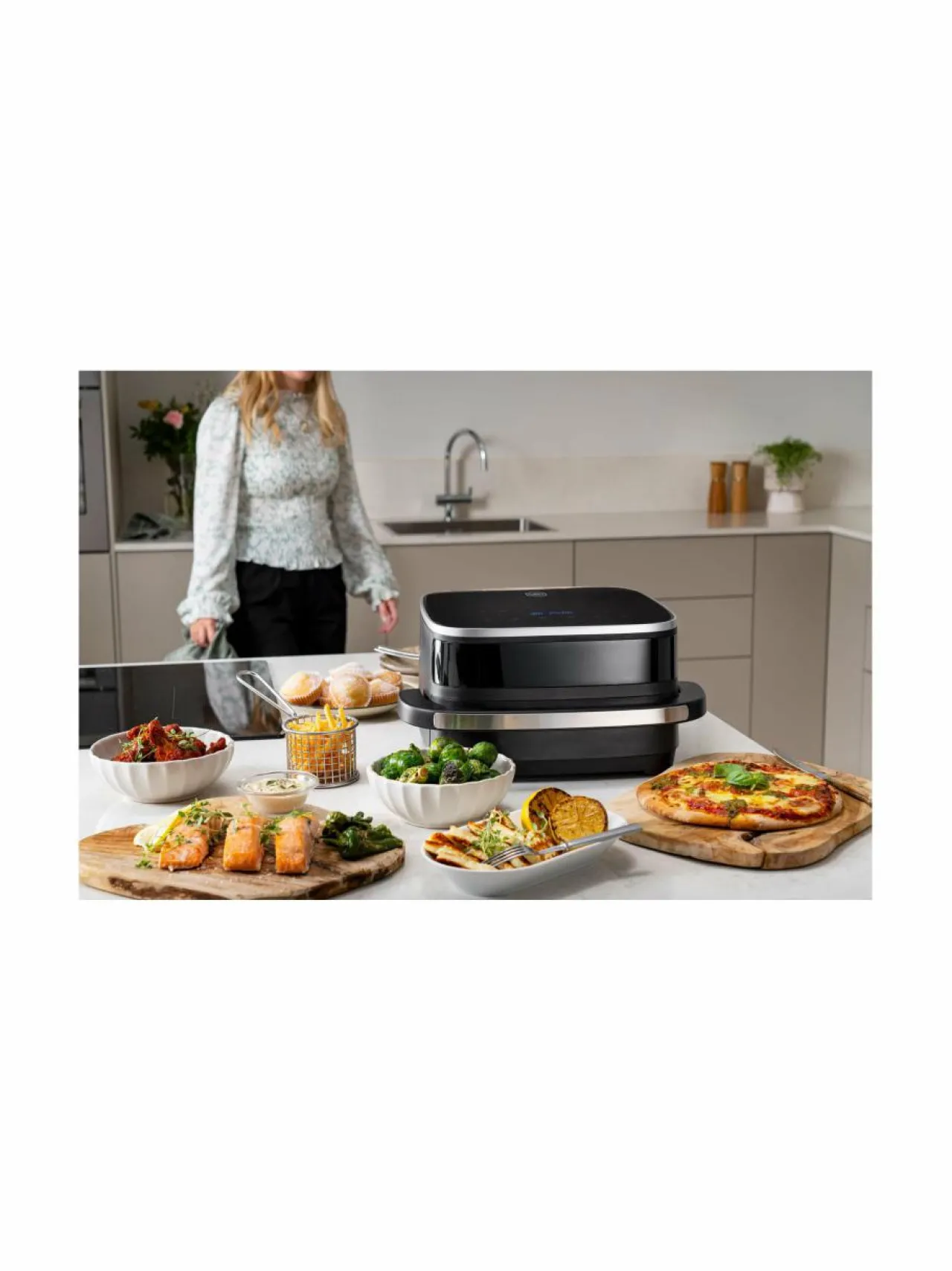 Muut Keittiölaitteet<Obh Nordica Easy Fry XL Surface Air Fryer -kiertoilmakypsennin, 1kg BLACK