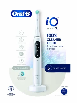Hampaidenhoito<Oral-B Electric Toothbrush iO7 -sähköhammasharja WHITE