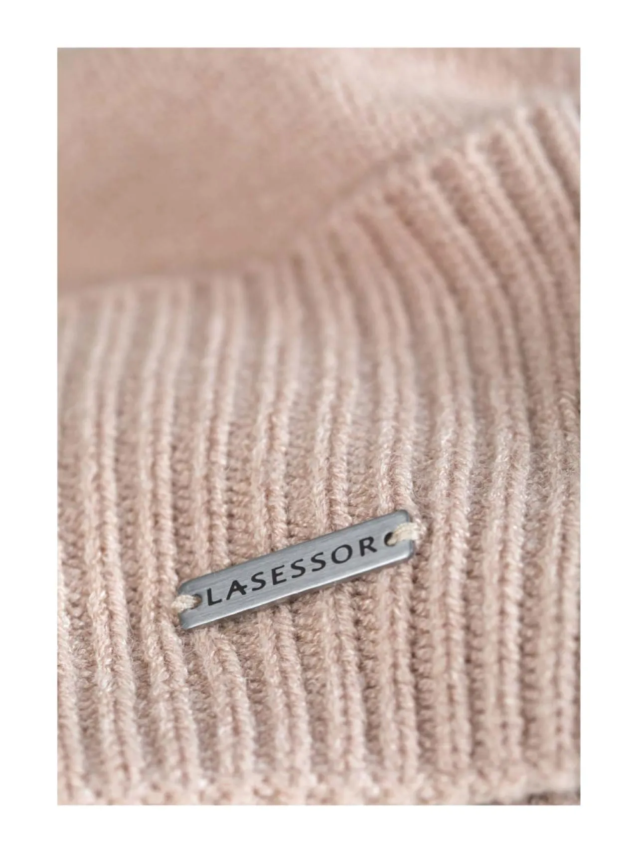 Urheiluasusteet<Lasessor Ellie - ohut neulepipo BEIGE