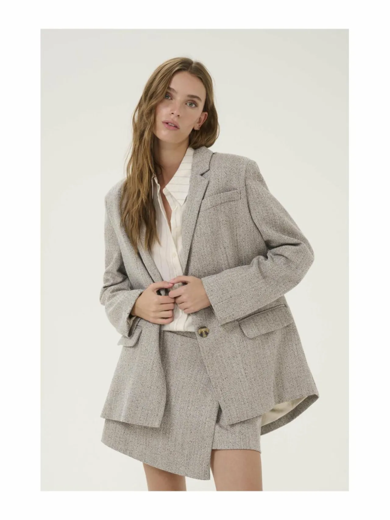 Bleiserit & Jakut<MY ESSENTIAL WARDROBE EmmyMW-bleiseri 1304011 OATMEAL MELANGE