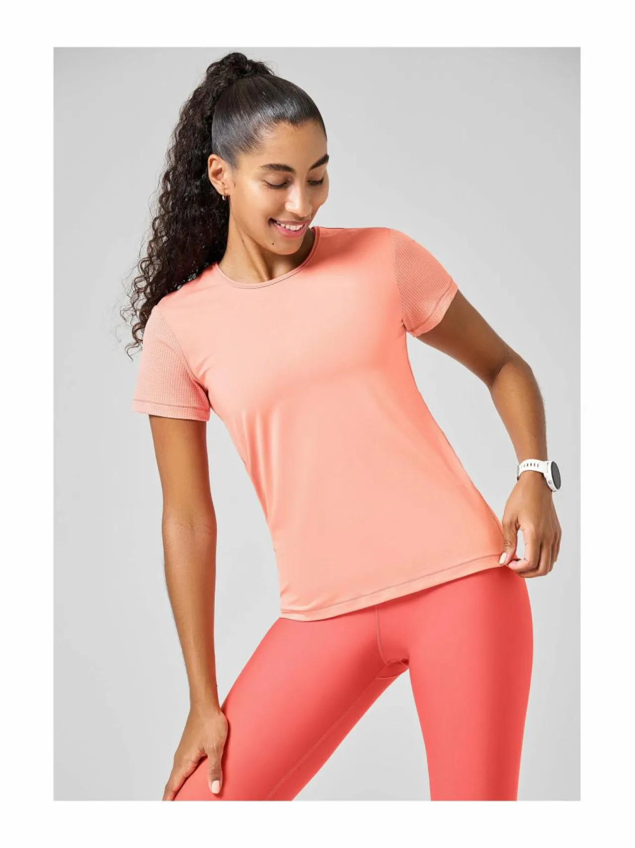 Paidat, Hupparit & Colleget<Casall Essential Mesh Detail -treenipaita 470 PALE CORAL