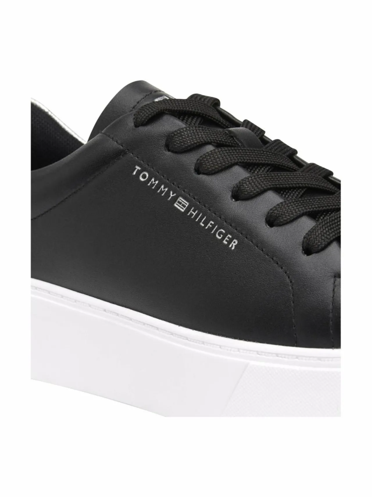 Urheilujalkineet|Tennarit & Sneakerit<Tommy Hilfiger Essential Platform Court -sneakerit BDS BLACK/SILVER