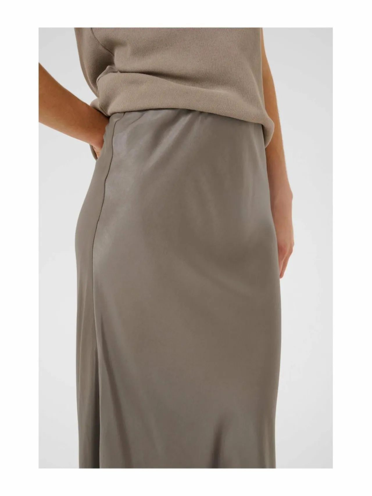 Hameet<MY ESSENTIAL WARDROBE EstelleMW-hame 181112 WALNUT