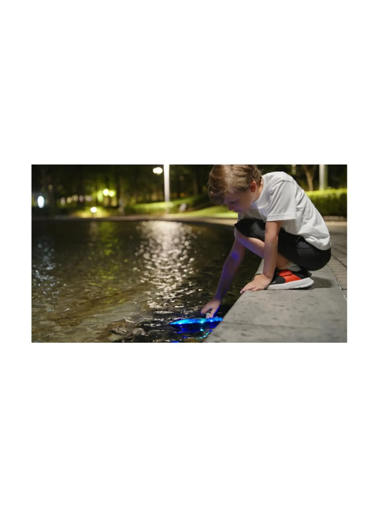 EXOST Kauko-ohjattava pikavene Aqua Lights, 1:18^ Figuurit & Interaktiiviset Lelut