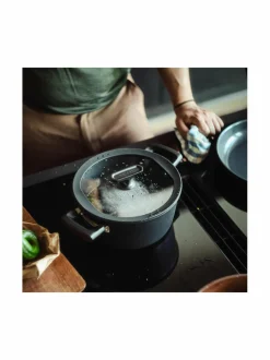 Fiskars Hard Face -kattila 3,5 l^ Keitto- & Paistoastiat