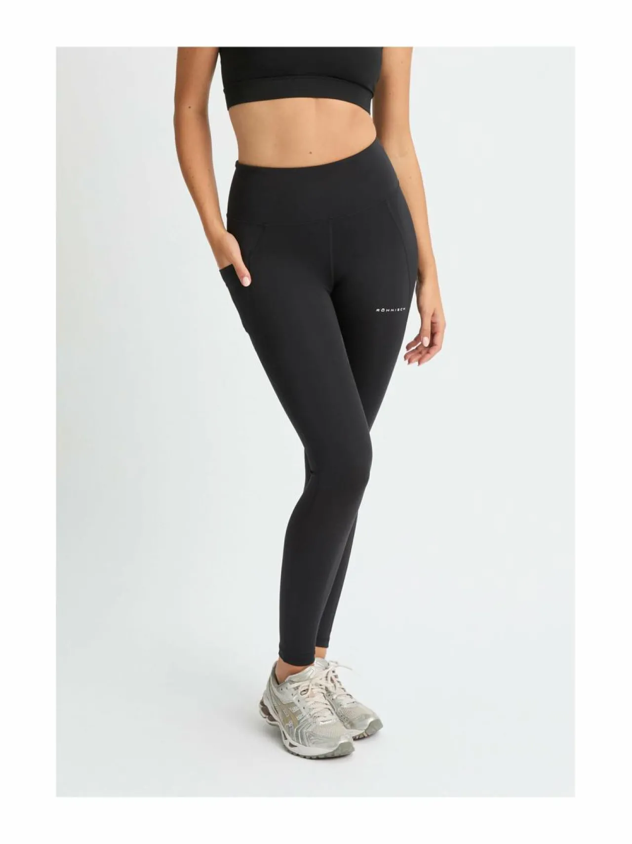 Urheiluhousut & Treenitrikoot<Röhnisch Flattering High Waist -treenitrikoot 800 BLACK