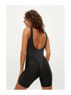 Paidat, Hupparit & Colleget<Röhnisch Flattering String -body BLACK