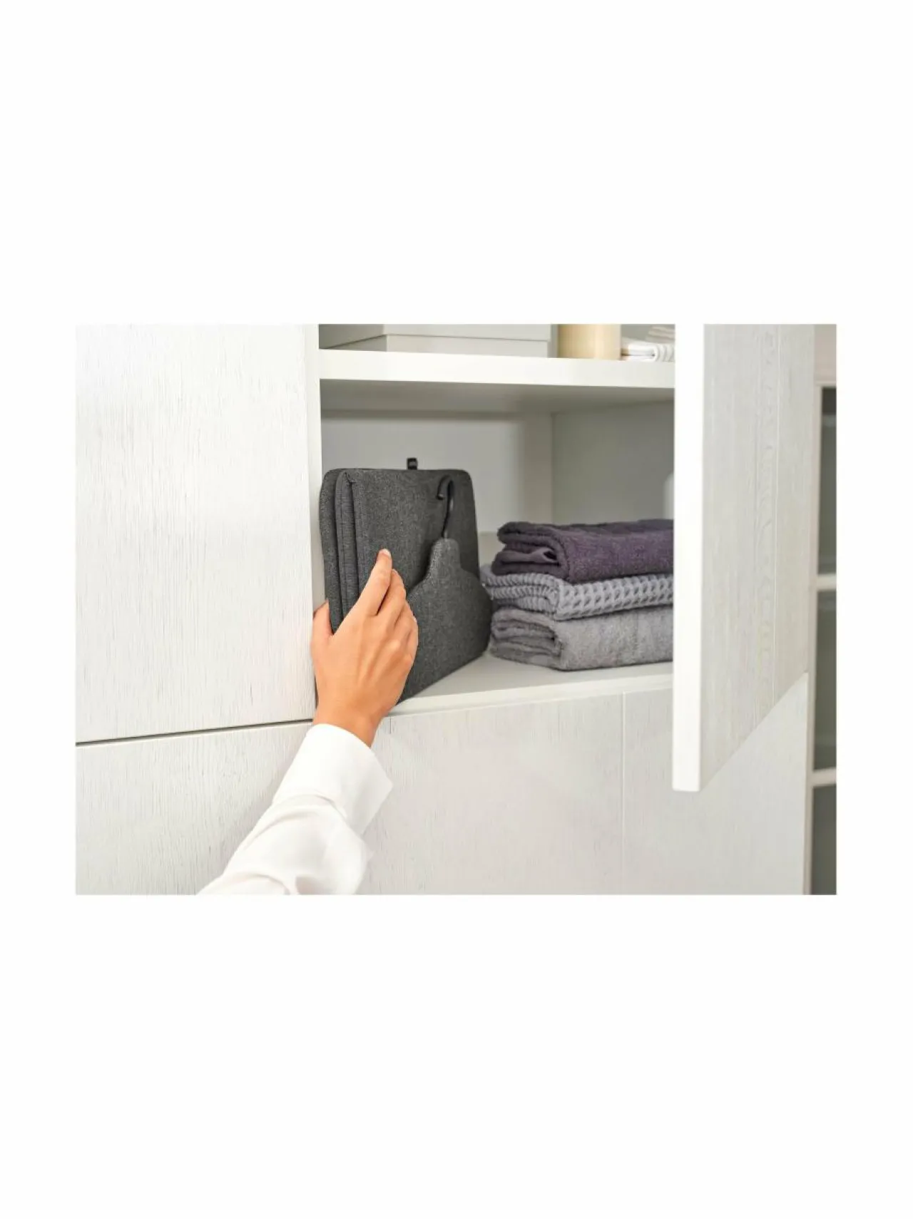Pyykkihuolto<Brabantia Foldable Steam Board -taitettava höyrytyslauta PEPPER BLACK