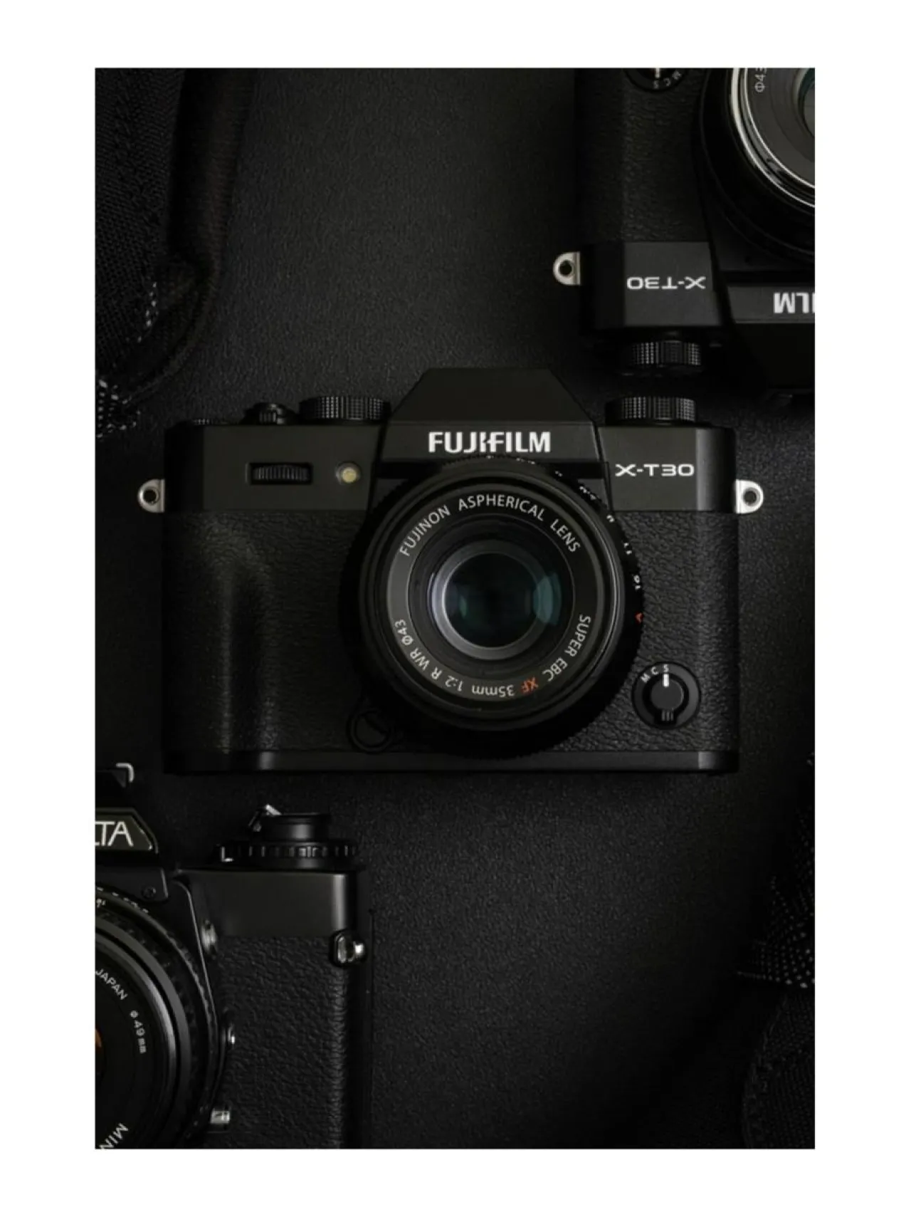 Kamerat<Fujifilm X-T30 II + XC 15-45mm OIS PZ Kit - Musta