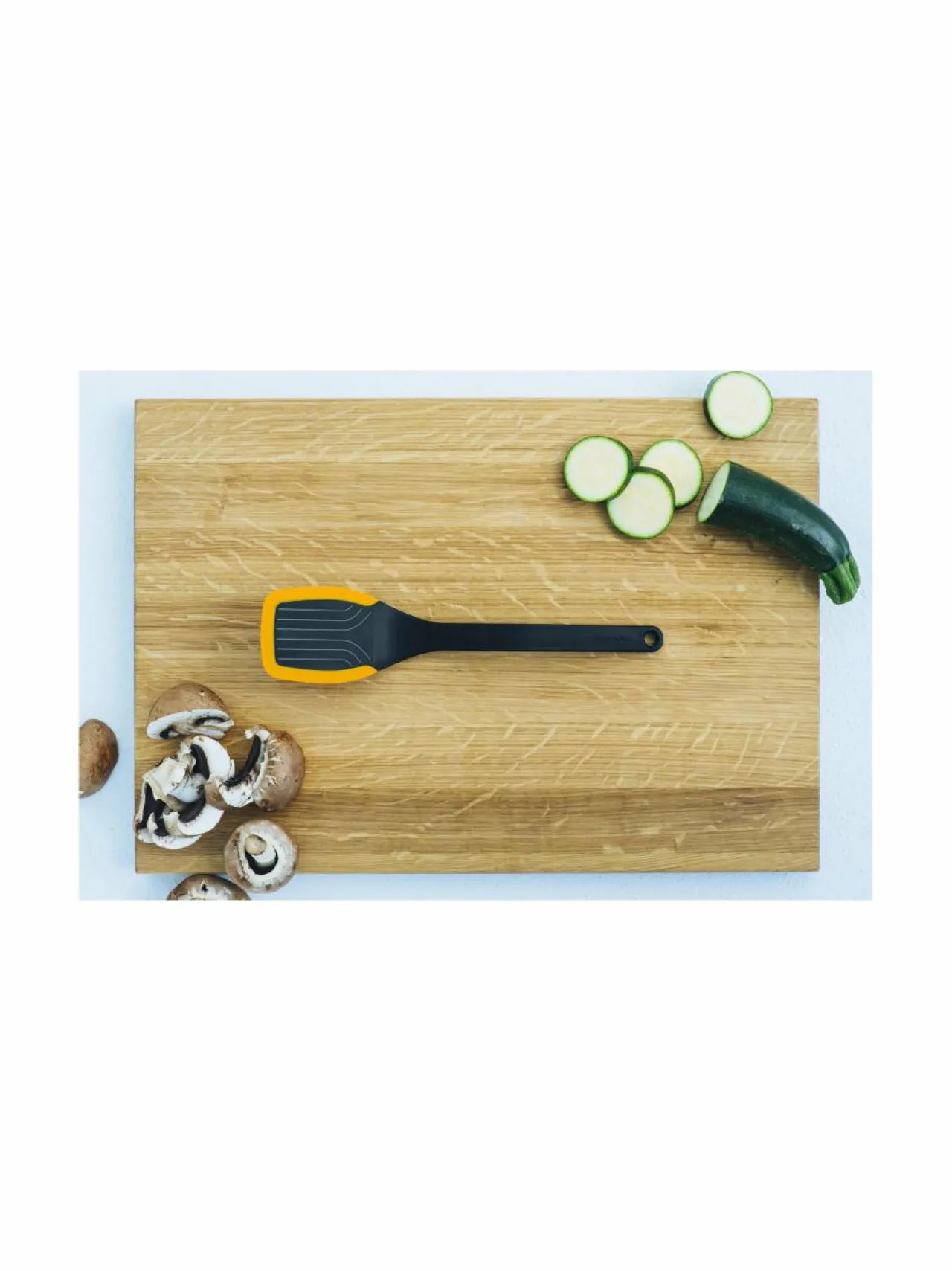 Fiskars Functional Form -paistolasta^ Keittiötarvikkeet