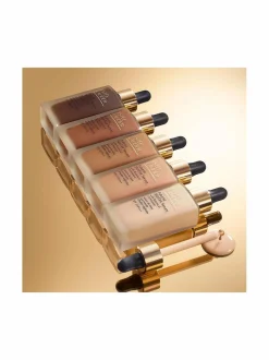 Kasvot<Estée Lauder Futurist Skintint Serum Foundation SPF20 -seerumimeikkivoide