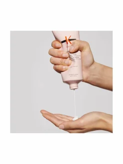 Hiustenhoitotuotteet<Kerastase Genesis Fondant Renforcateur -hoitoaine 200 ml