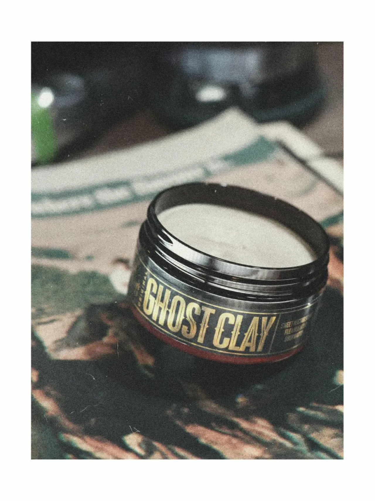 Dick Johnson Ghost Clay -hiusvaha, 100ml^ Hiustenhoito