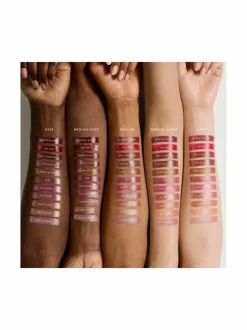 Huulet<Fenty Beauty Gloss Bomb Stick -huulipuna