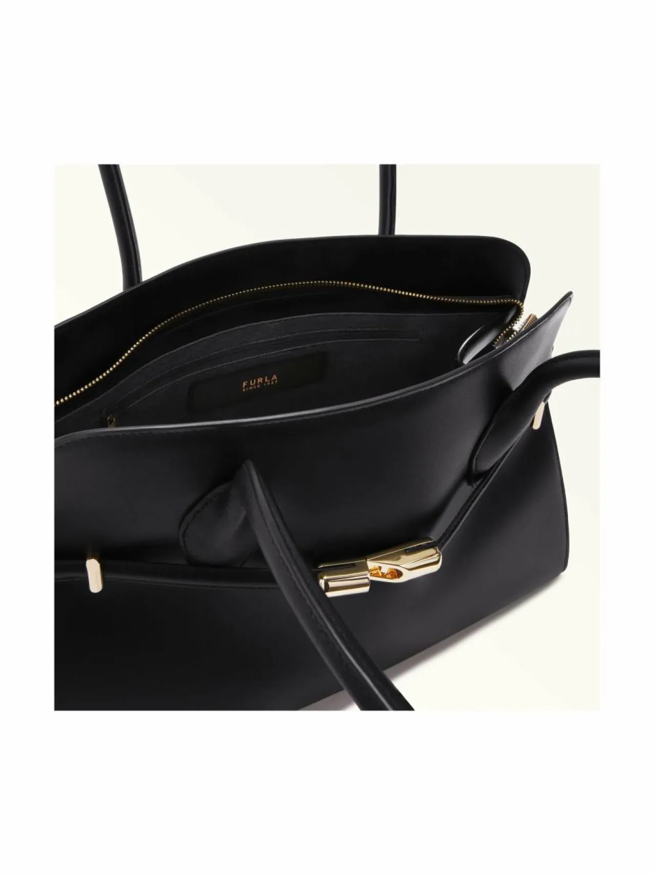 Käsilaukut<Furla Goccia L Dome -käsilaukku O6000 NERO