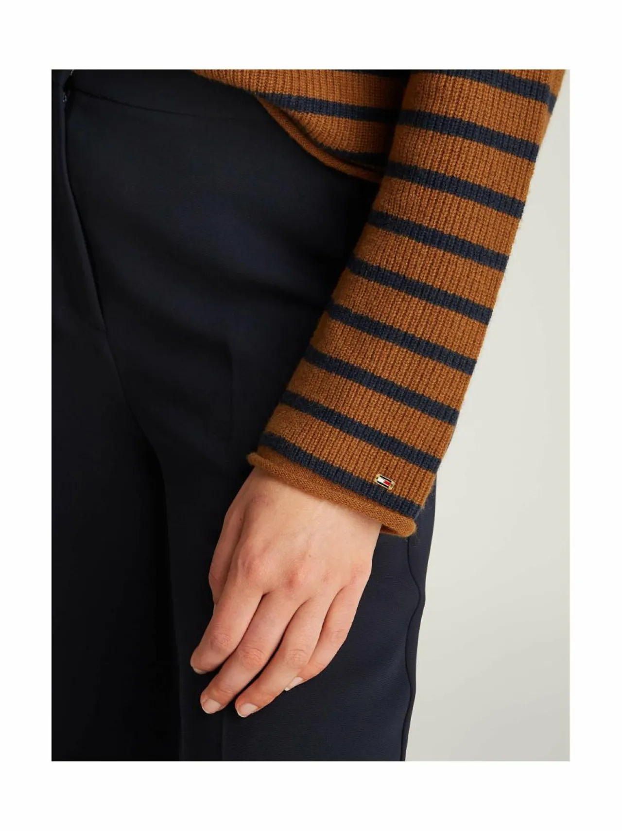 Neuleet<Tommy Hilfiger Gold Polo -neulepaita 0BO HIGHLAND KHAKI/DARK NIGHT NAVY STP