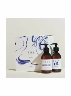 Wellness<Sees Hand care kit -ihonhoitopakkaus 2 x 250 ml
