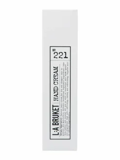 Vartalonhoito<L:A Bruket Hand Cream Spruce -käsivoide