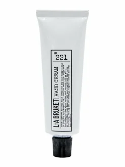 L:A Bruket Hand Cream Spruce -käsivoide, 30 ml^ Vartalonhoito